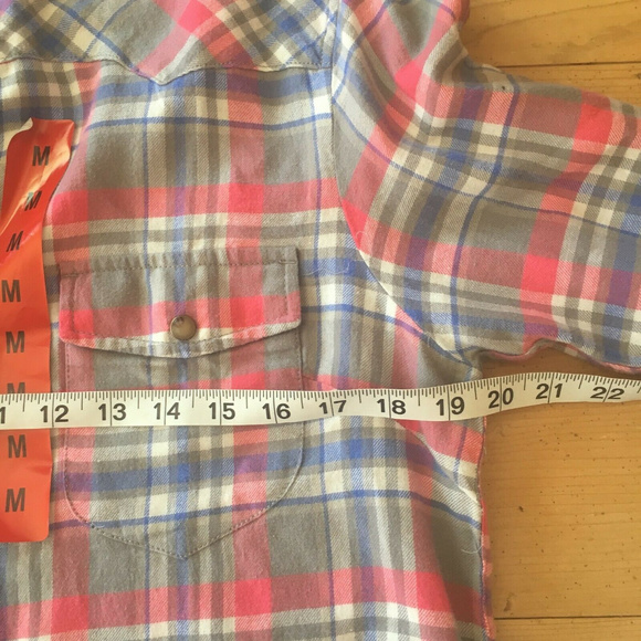 Jachs Girlfriend BEA Flannel Button Snap Shirt - Picture 6 of 8
